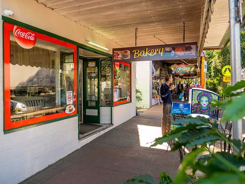 Nimbin Bakery - Sydney Tourism 0