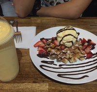 Clyde Treats Petite Yum - Sydney Tourism