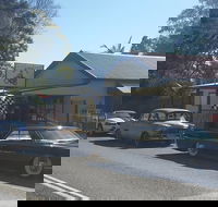 Idle In Cafe - Sydney Tourism