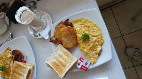 Cafe Amphora - Sydney Tourism 0