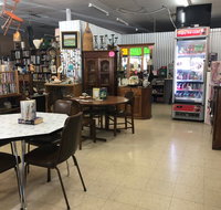 Wallaroo Treasures and Treats Cafe - Sydney Tourism