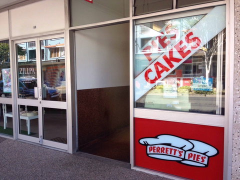 Perrett's Pies - Sydney Tourism 0