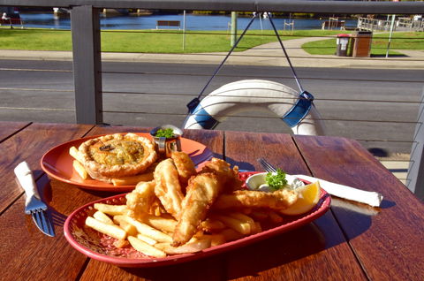 The River Cafe Nelligen - Sydney Tourism 1