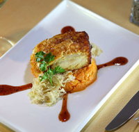 Wharf Tavern Char - Mooloolaba - Sydney Tourism
