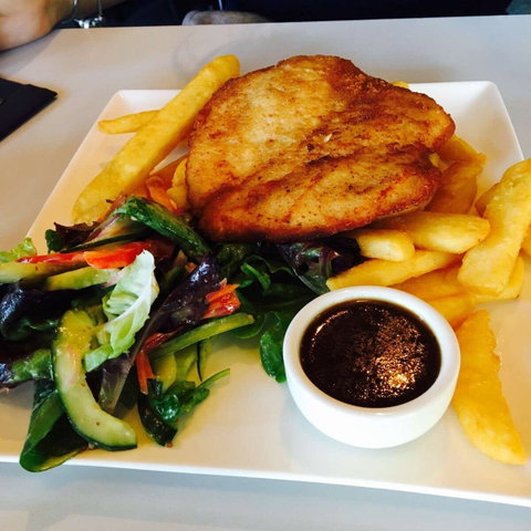 Iluka Tavern - Sydney Tourism 0