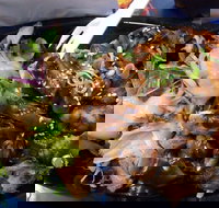 Red Crane - Carindale - Sydney Tourism