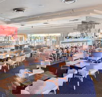 Australian 18 Footers - League Club - Sydney Tourism