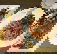 Spartan Grill - Gladstone Hotel - Sydney Tourism