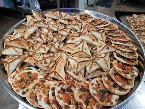 Yum Yum Lebanese Pizza & Cafe - Sydney Tourism 0