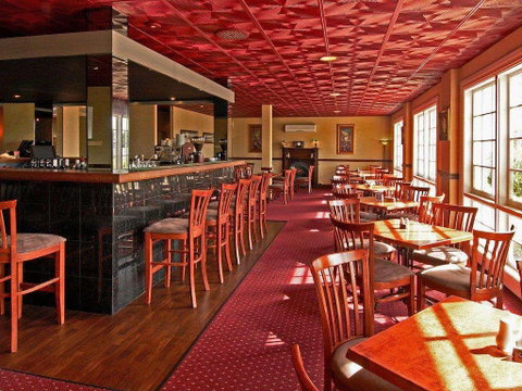 All Seasons Bar & Grill - Sydney Tourism 0