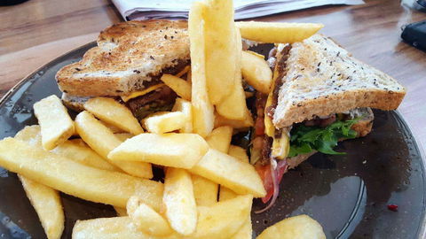 The Long Macc Bar Cafe - Sydney Tourism 0