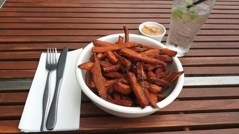 Black Rock Yacht Club - Sydney Tourism 0