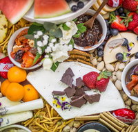 Peach and Pear Catering