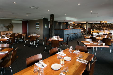 Sisters Rock Restaurant - Sydney Tourism 0