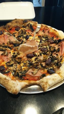 Uno Caffe & Pizzeria - Sydney Tourism 0