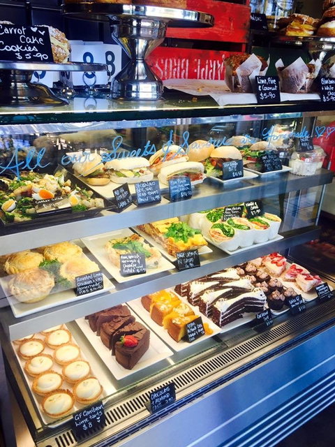 Cenzo's Cafe & Pizzeria - Sydney Tourism 3