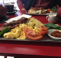 Mangerton Corner Store - Sydney Tourism