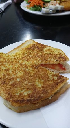 Amble Inn Snack Bar - Sydney Tourism 0