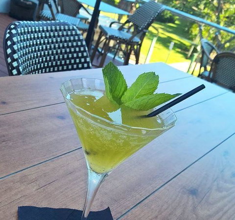 Apollo Bay Wine Bar & Coffee Shop - Sydney Tourism 4