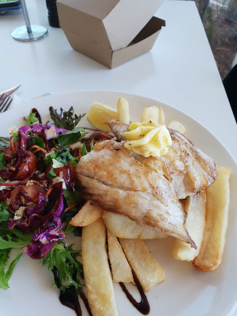 The Foreshore Restaurant & Cafe - Sydney Tourism 3