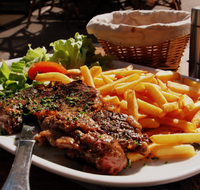 Lake Macquarie Hotel - Sydney Tourism