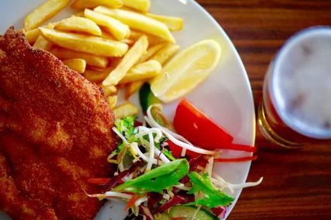 Tea Gardens Hotel–Motel - Sydney Tourism 2