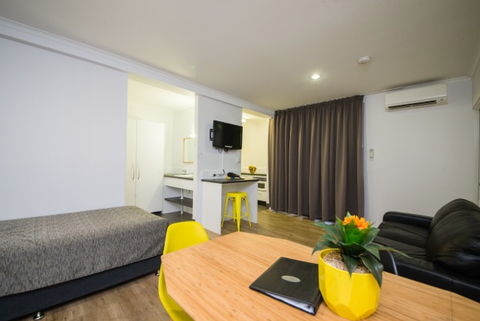 Glenmore Palms Motel - Sydney Tourism 0