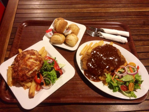 The Caves Country Pub - Sydney Tourism 1