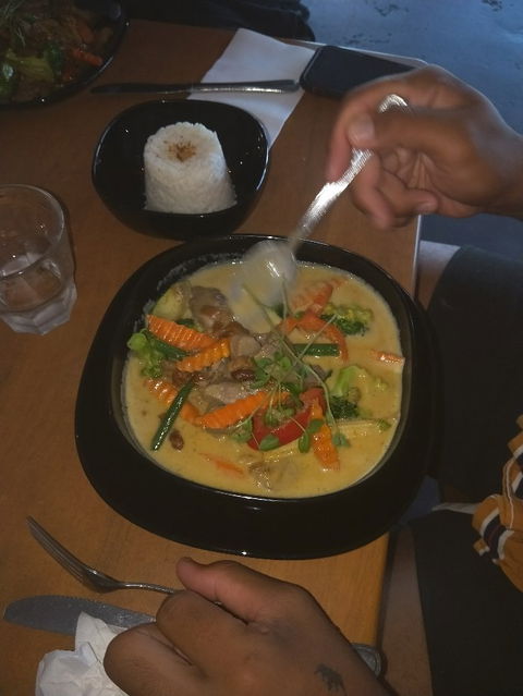 Ann's Restaurant - Sydney Tourism 4