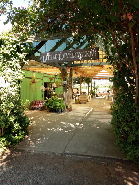Little River Winery & Cafe - Sydney Tourism 2
