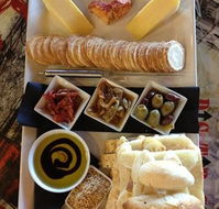 Swanbrook Winery  Cafe - Sydney Tourism