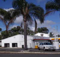 Hillview Roadhouse Motel Restaurant - Sydney Tourism