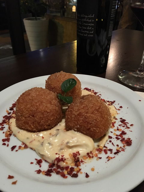 Hula Hoop - Sydney Tourism 4