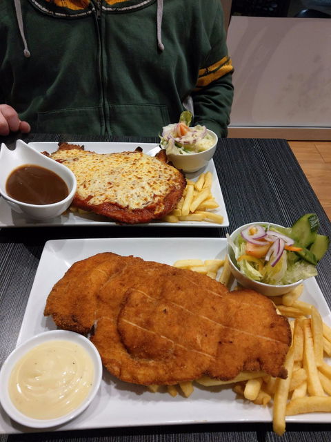 Monica's - Sydney Tourism 6