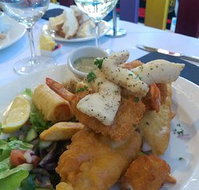 Bridgeport Hotel - Sydney Tourism