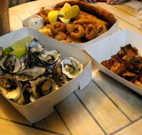 Noosa Harbour Fish Market - Sydney Tourism