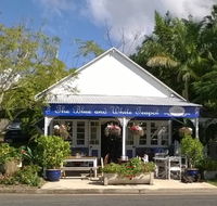 The Blue and White Teapot Cafe - Sydney Tourism