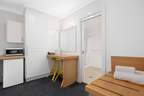 Comfort Inn, The International - Sydney Tourism 5