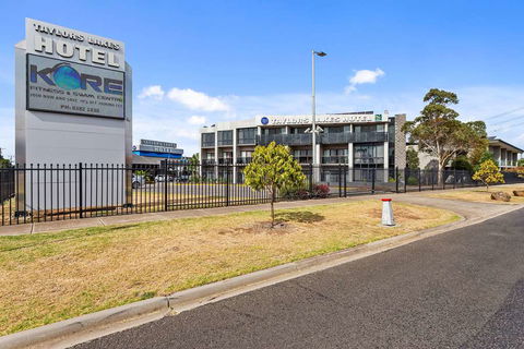 Quality Inn Taylors Lakes Motel - Sydney Tourism 0