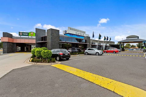 Quality Inn Taylors Lakes Motel - Sydney Tourism 2