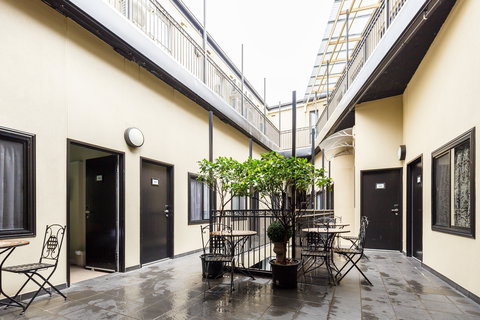 Airport Hotel Sydney - Sydney Tourism 6