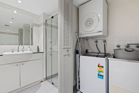 Astra Apartments Chatswood - Sydney Tourism 16