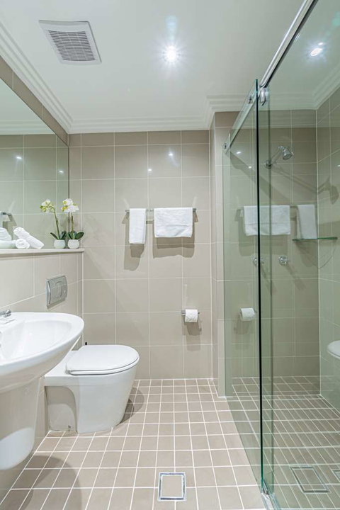 Best Western Plus Camperdown Suites - Sydney Tourism 8