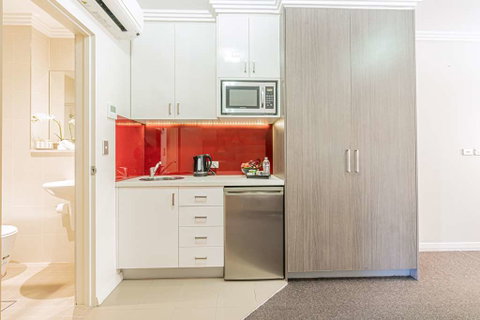 Best Western Plus Camperdown Suites - Sydney Tourism 13