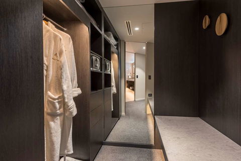 Wrest Point Hotel & Casino - Sydney Tourism 14