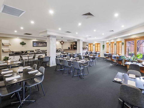 Quality Hotel Melbourne Airport - Sydney Tourism 15