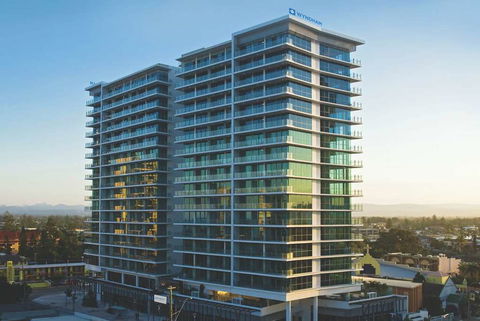 Wyndham Surfers Paradise Resort - Sydney Tourism 2