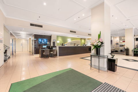 Holiday Inn Darling Harbour - Sydney Tourism 4