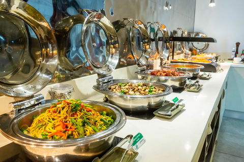Holiday Inn Darling Harbour - Sydney Tourism 11