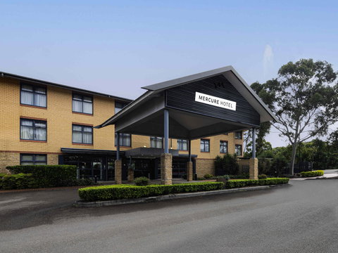 Mercure Sydney Blacktown - Sydney Tourism 0